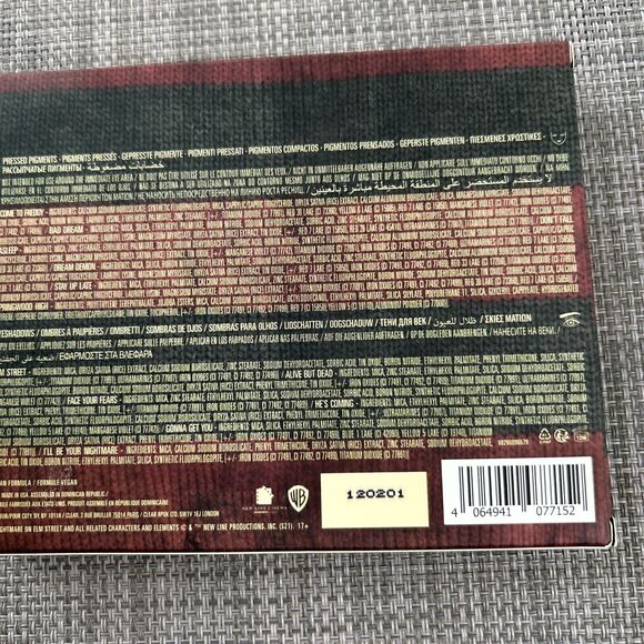 Kylie Cosmetics ~ Pressed Powder Palette ~ A Nightmare on Elm Street ~ NIB - Picture 4 of 4